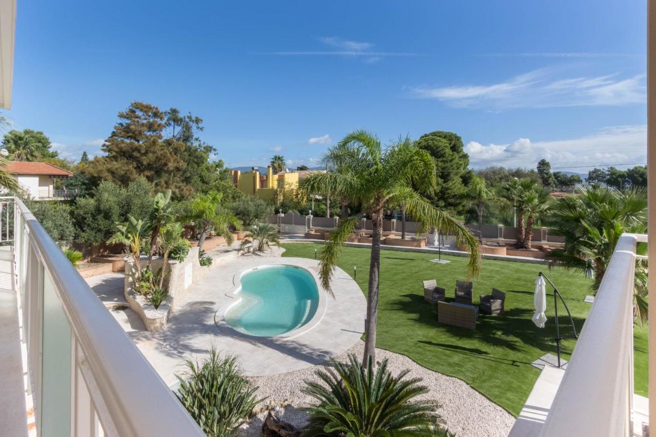 Villa Furoa Quartu Sant'Elena Eksteriør billede